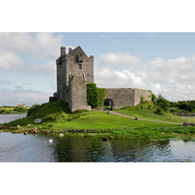 " Dunguaire Castle, Ireland "