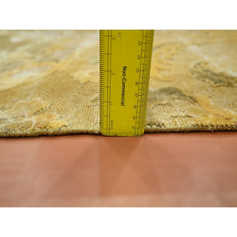 Tapis 2 pi x 3 pi jaune doré, motif d'influence persane, soie pure, délavé, délavé doré, haut et bas, noué à la main, échantillon, tapis, tapis oriental