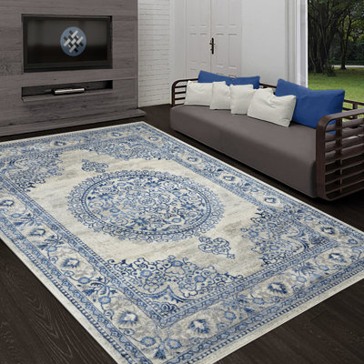Hinderliter Oriental Indoor Rug