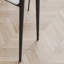 Table de bar moderne et simple.-1093788671