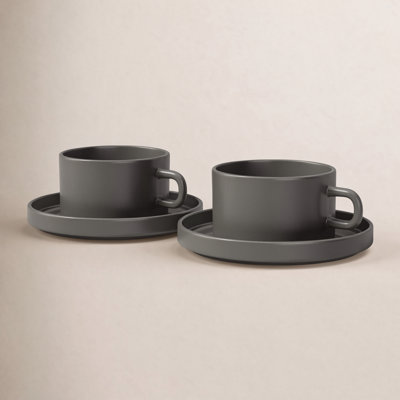 PILAR Stoneware Teacup & Saucer