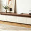 Meuble télé élégant de style crème-129489074