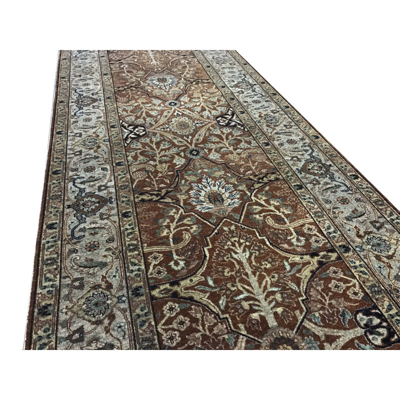 Hand Woven Wool Oriental Area Rug