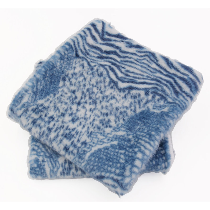 Housse de coussin décoratif en fausse fourrure Victoria, Indigo vintage