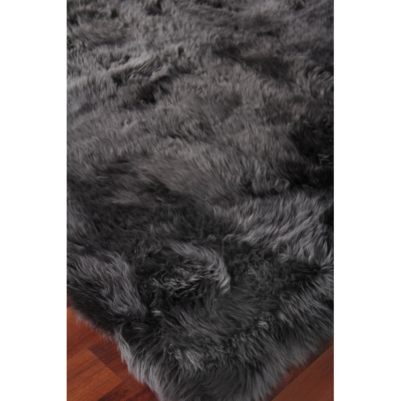 Sheepskin Area Rug in Dark Gray, Rectangle 13'6" x 17'6"