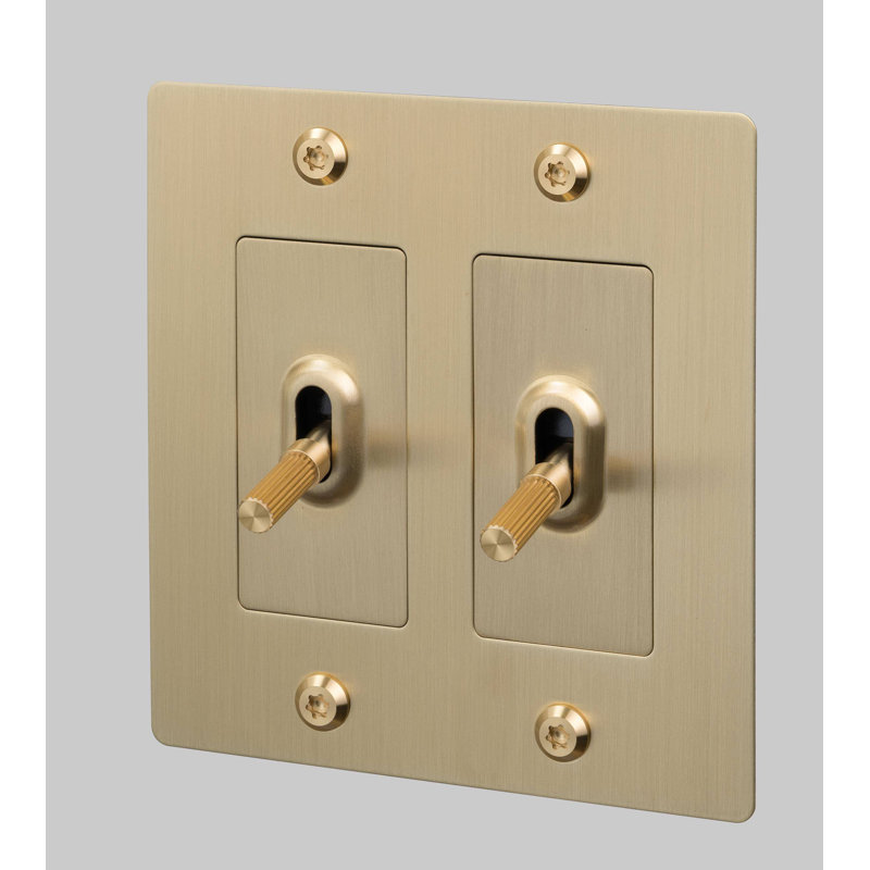 2G Toggle / Linear / Without Logo, Brass
