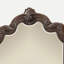Miroir orné
