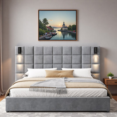 Lit tapissier en velours avec applique murale, port USB et tête de lit rembourrée