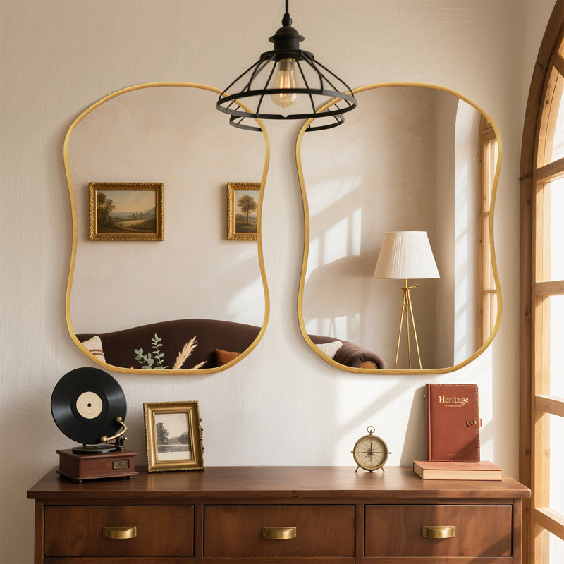 Miroir de meuble-lavabo mural rétro en aluminium d'inspiration française rétro pour salle de bain, 32 po x 24 po, Doré