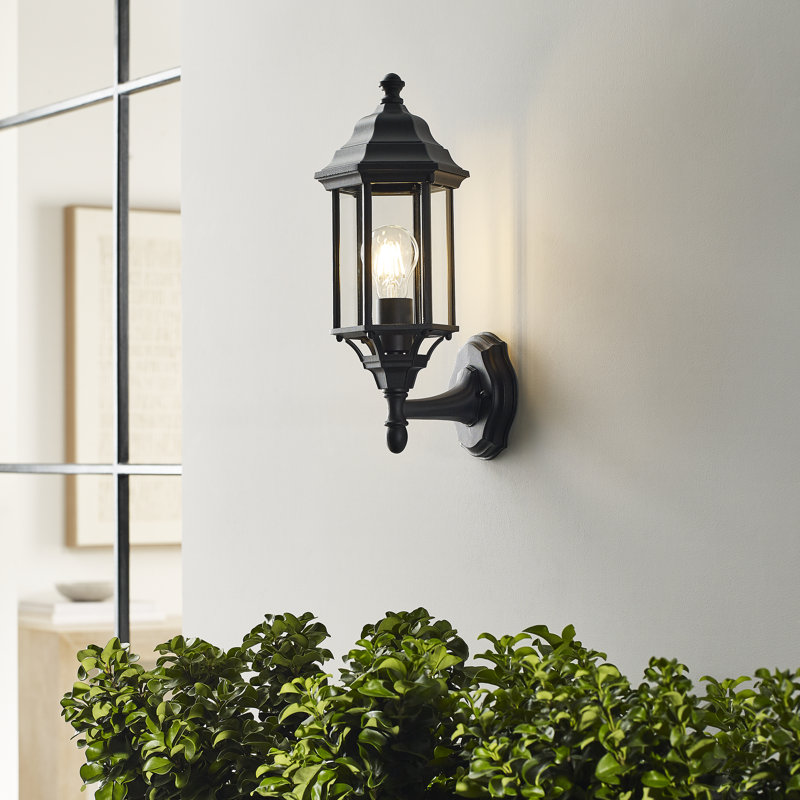 Lanterne murale d'extérieur à une lumière Sevier , Noir, H 16,25 po x l 6,5 po x P 7,75 po