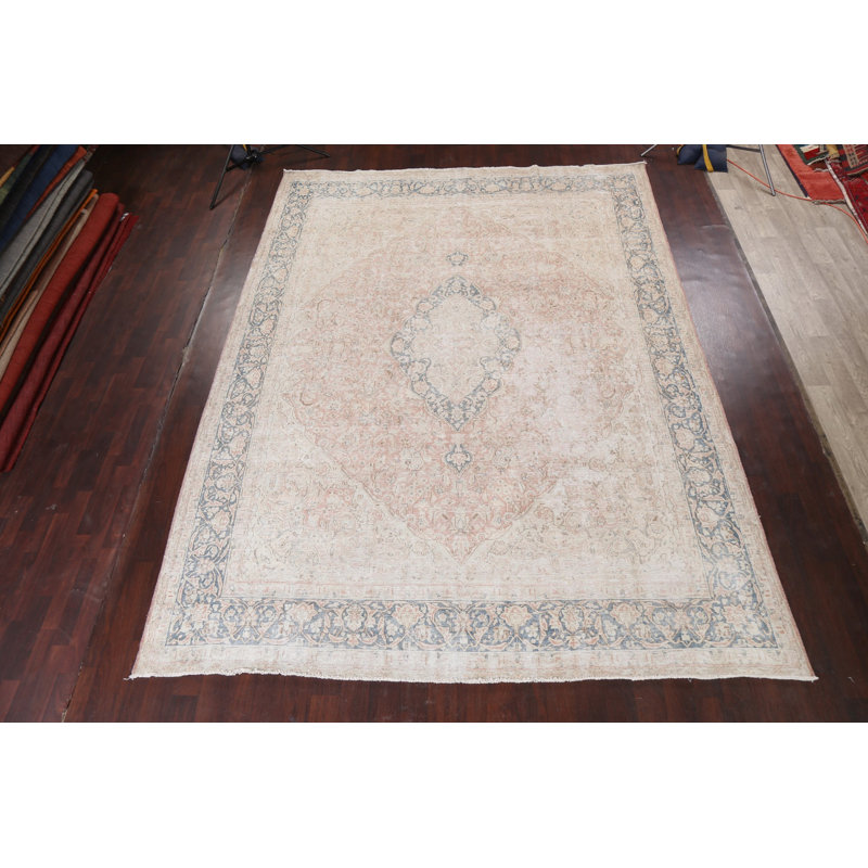 Tapis traditionnel délavé discret 10 x 13