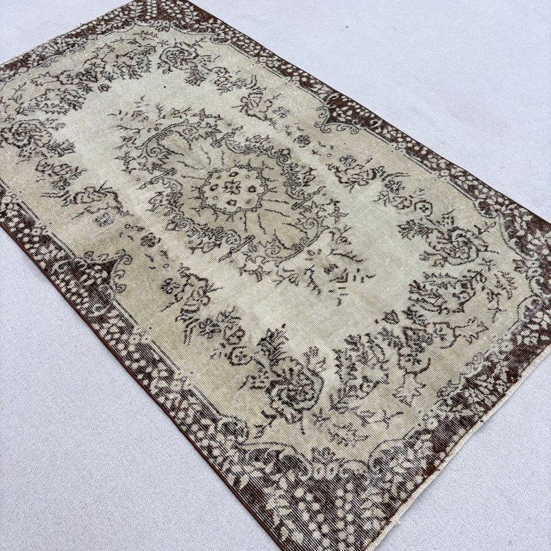 Tapis beige en laine Classic Patchwork 45,7 x 80,3 po