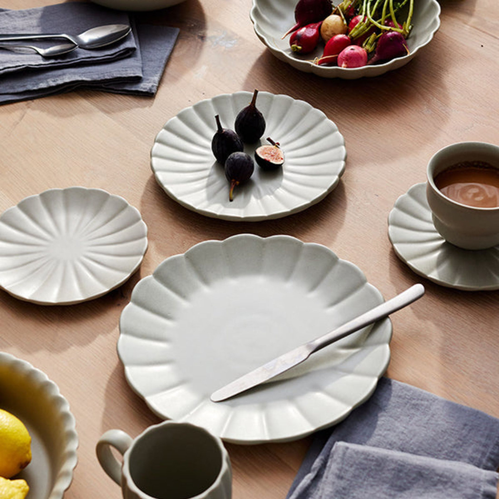 Stonewashed Linen Napkin, Charcoal