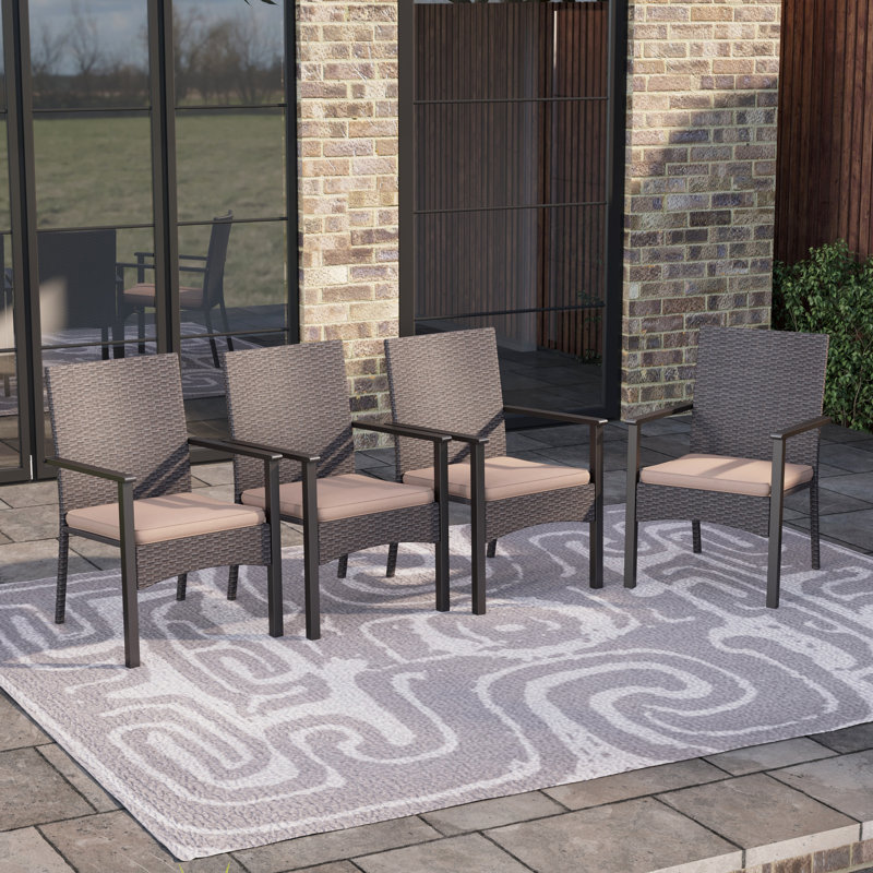 Chaise de salle à manger d'extérieur en acier thermolaqué avec coussin (ensemble de 4)