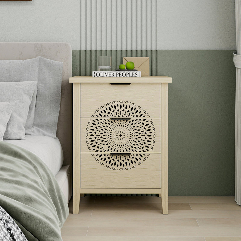 Commode à 3 tiroirs avec poignées en métal pour une élégance et une organisation accrues dans n'importe quelle pièce