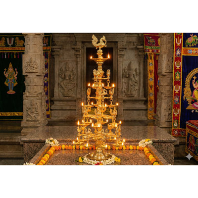 Grande lampe de paon en laiton 39 po 39 pouces - faite à la main en Inde du Sud avec 22 paons pour le temple, le vestibule et la décoration artistique