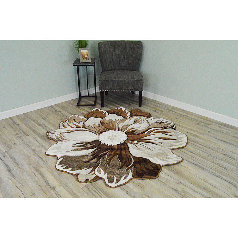 Baity Performance Floral Indoor Rug, Novelty 5'3"