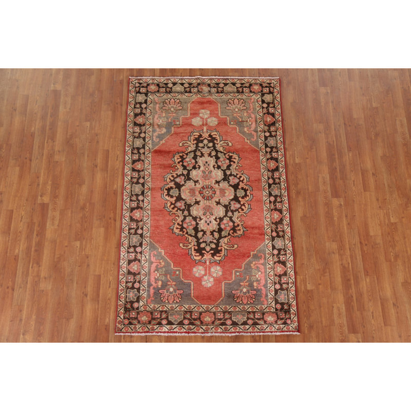 Geometric Red   Rug 4x7