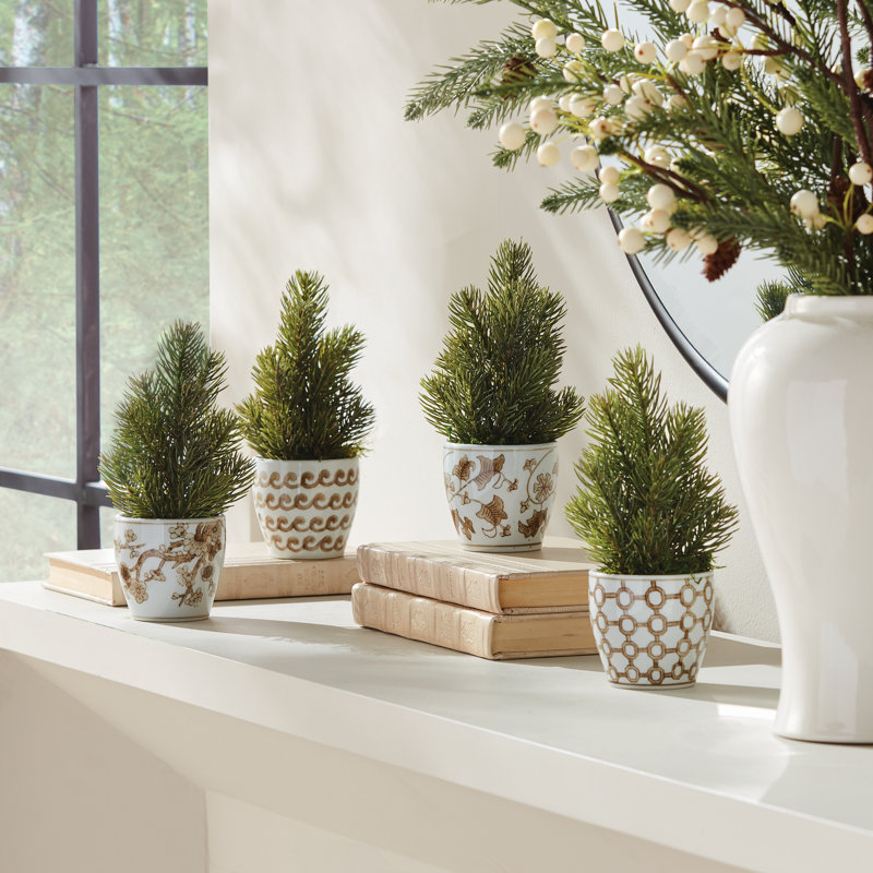 Faux pin réaliste dans un pot en béton 9 po