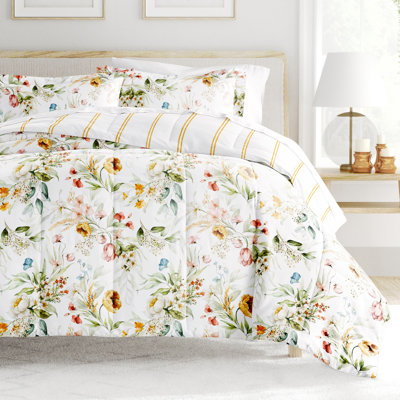 Down-Alternative Reversible Floral Comforter Set
