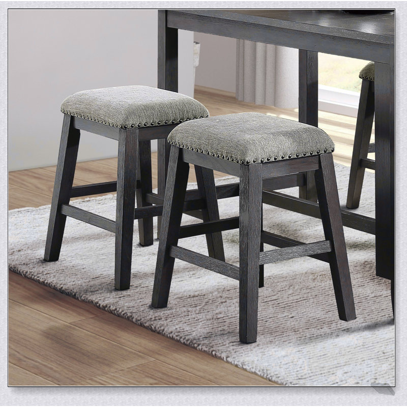 Ensemble de 2 tabourets de bar à hauteur de comptoir avec revêtement en chenille pelucheux et garniture cloutée à finition grise
