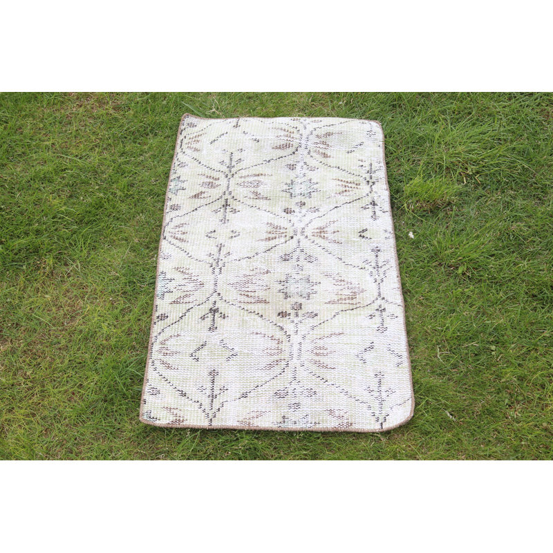 Vintage Turkish Oushak Rug in Beige for Small Entryway or Home Decor