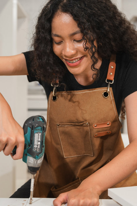 Water and Oil Repellent Work Aprons