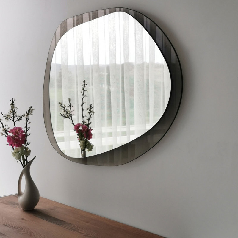 Miroir mural élégant, finition bronze, 29,5 po x 21,7 po x 0,8 po | 100% verre trempé, épaisseur: 0,8 pouce | Conception élégante de couleur unie brune, parfaite pour la décoration intérieure et les espaces modernes, prête à être accrochée