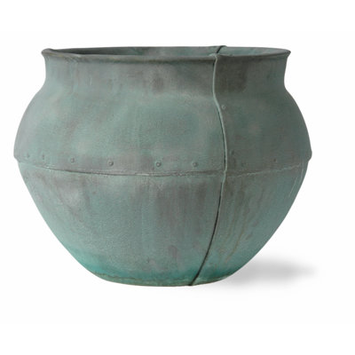 Braxton Fiberglass Planter