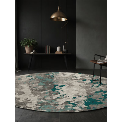 Tapis gris soyeux et moelleux