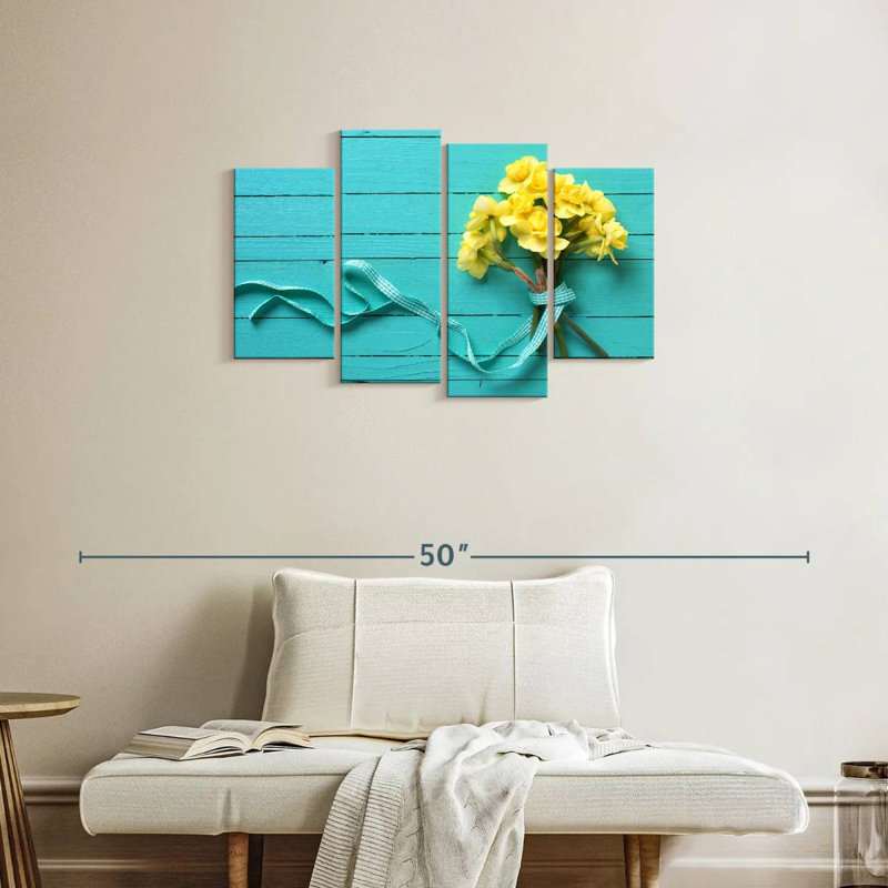 Bouquet de jonquilles Harnek sur fond bleu, H 22 po x l 36 po