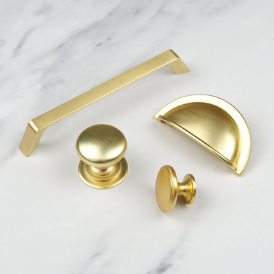 Brushed Brass Handles & Coordinating Knobs