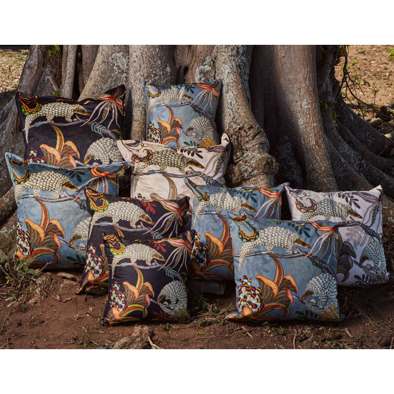Ardmore Pillow, Black, 16" x 16"