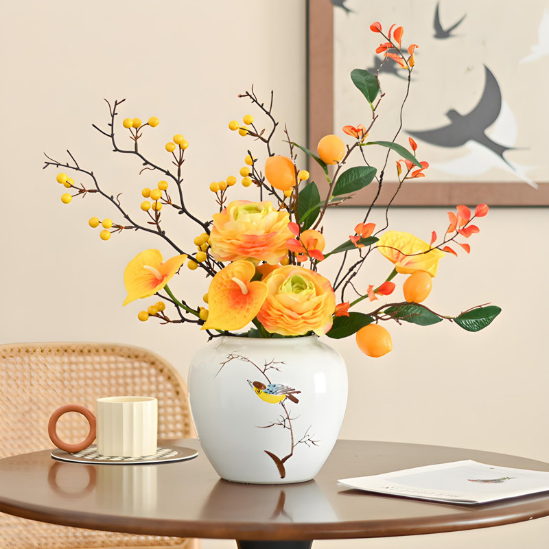 Ornements de fleurs simulées