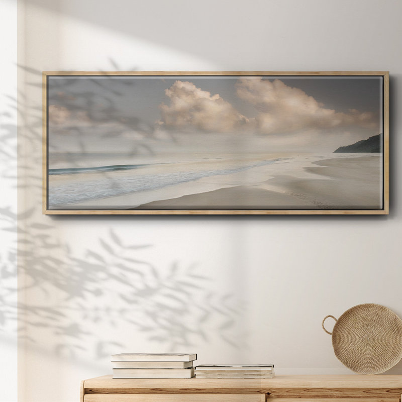 Brighton Shore, reproduction d'art sur toile, H 8 po x l 20 po x P 1,5 po, Naturel