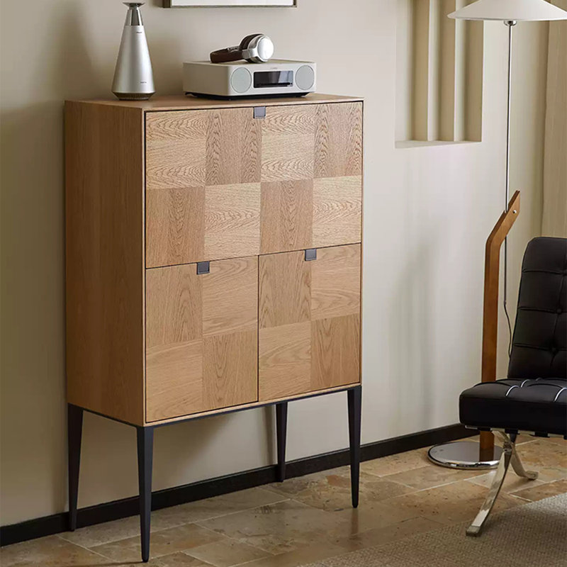 Nouvelle armoire d'appoint à pieds hauts