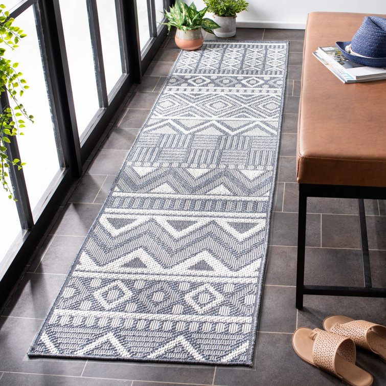 Carey Performance Machine Washable Geometric Indoor/Outdoor Area Rug