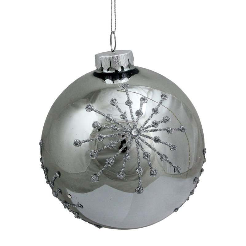 Ornement en forme de boule de Noël brillante argentée brillante avec paillettes de neige de 4 po (101 mm)