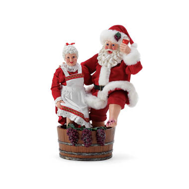 Dept 56 Possible Dreams Santa And His Pets Bulldog Bubble Bath Santa  Figurine - Ivey's Gifts And Decor