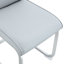  Ensemble de 3 petites tables de salle à manger rondes avec chaises rembourrées en polyuréthane et pieds arqués argentés, gris clair-994948510-994948511