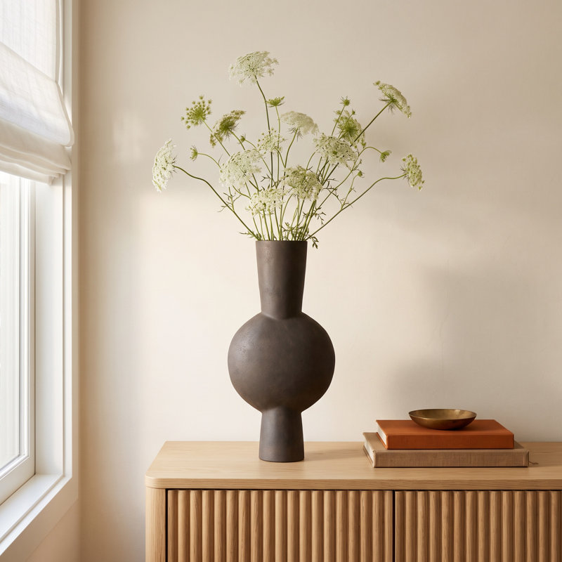 Ryker Table Vase 1