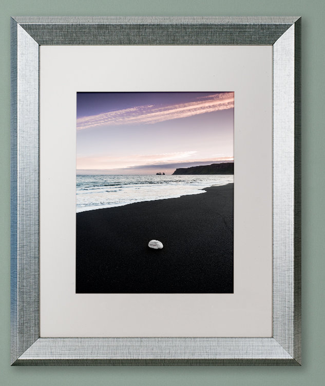 «So Still» Fadel, reproduction de photo sur toile encadrée, H 20 po x l 16 po x P 0,5 po, argent