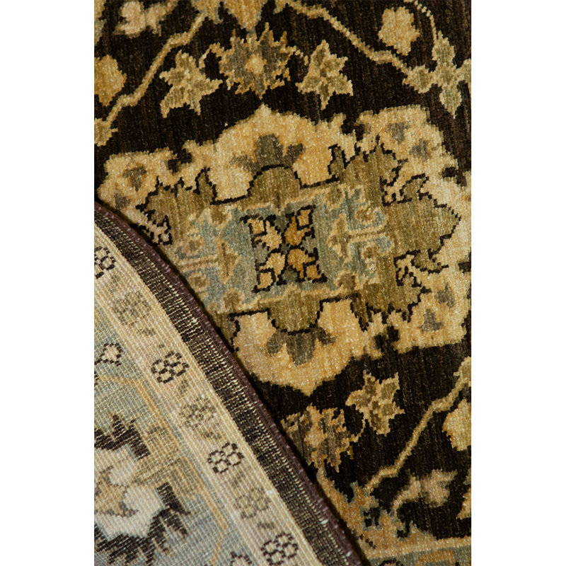 Chemin de table noir et beige noué à la main de haute qualité