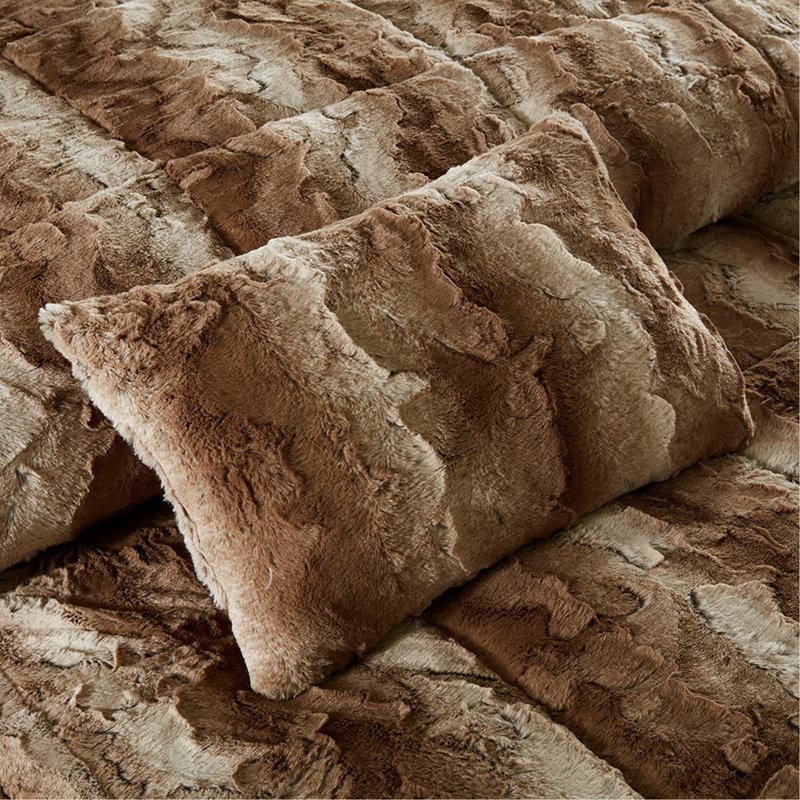 Full/Queen 4PC Faux Fur Comforter Set, Queen   Comforter  + 2 Standard Shams, Brown