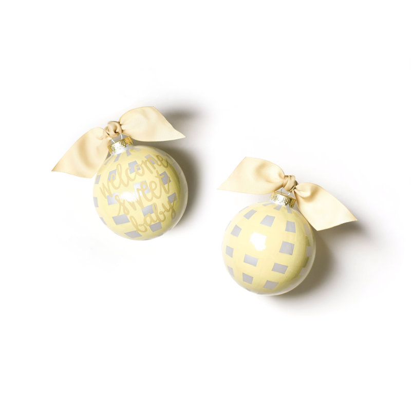 Ornement boule en vichy Welcome Sweet Baby