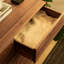 Commode d'appoint en bois massif Rhodell