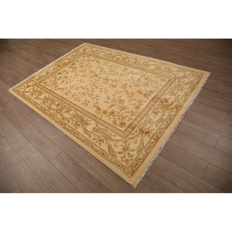 Luckyland Wool Oriental Area Rug in Beige, Rectangle 3' x 4'10"
