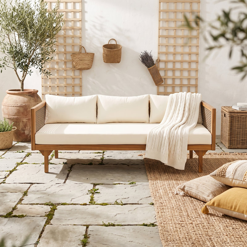 Canapé d'extérieur en bois d'acacia avec accoudoirs en rotin, lit de jour pour patio avec coussins résistants à l'eau, Beige