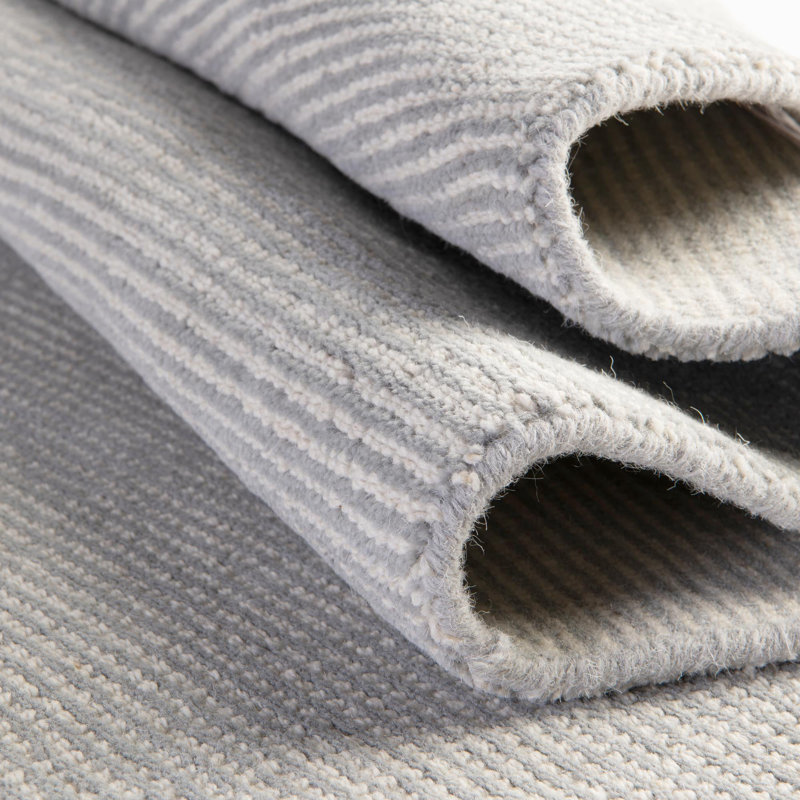 Tapis uni / rayé couleur gris-ivoire Manoir Liabah, Rectangle 5 pi 3 po x 8 pi