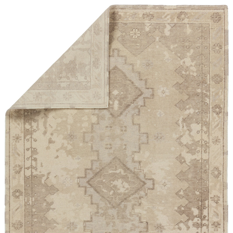 Jaipur Living Pathos Hand-Knotted Medallion Taupe/ Cream Area Rug (9'X13'), Rectangle 5' x 8'